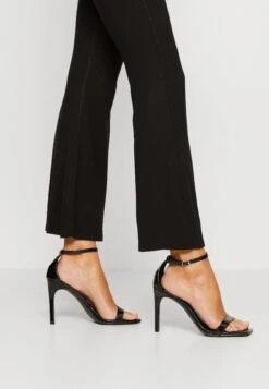 Wal G Ross Flare Trouser - Pantalon Classique - Black -Wal G 02aa3da807864d308aa79163d672c2a7