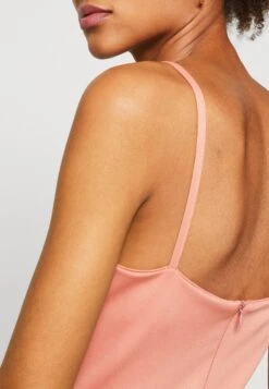 Wal G Robe De Cocktail - Dusty Pink 13 Wal G Robe De Cocktail - Dusty Pink -Wal G 036f6ed95ca944b6b7aee77de1a165a3