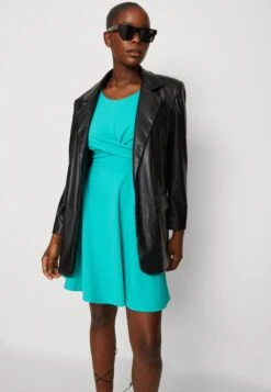 Wal G Jaqueline Skater Dress - Robe En Jersey - Tiffany Blue 11 Wal G Jaqueline Skater Dress - Robe En Jersey - Tiffany Blue -Wal G 03fba93f28314b3e9e118f5508ba9089