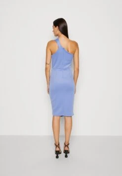 Wal G Rowen One Shoulder Dress - Robe En Jersey - Dusty Blue 10 Wal G Rowen One Shoulder Dress - Robe En Jersey - Dusty Blue -Wal G 0a8eb3bb00764df2a6d239f67554f7e9