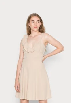 Wal G Jolene Asymmetric Skater Dress - Robe En Jersey - Beige