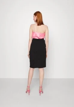 Wal G Kellian Pleat Skirt - Jupe Crayon - Black 9 Wal G Kellian Pleat Skirt - Jupe Crayon - Black -Wal G 0da80aa3afd54209bd76d17195b0ab99