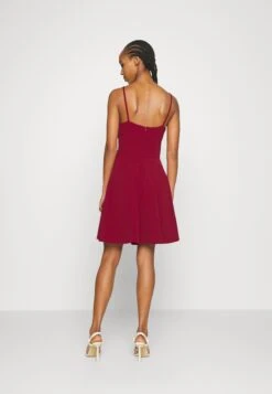 Wal G Vincent Skater Dress - Robe En Jersey - Wine -Wal G 10c83cad3f654dfbbf6d7245d13cc4f5