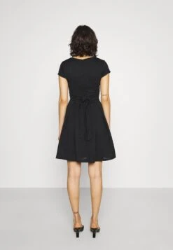 Wal G Briege Skater Dress - Robe De Jour - Black -Wal G 114522e28fb147998c61671d8914a1b6