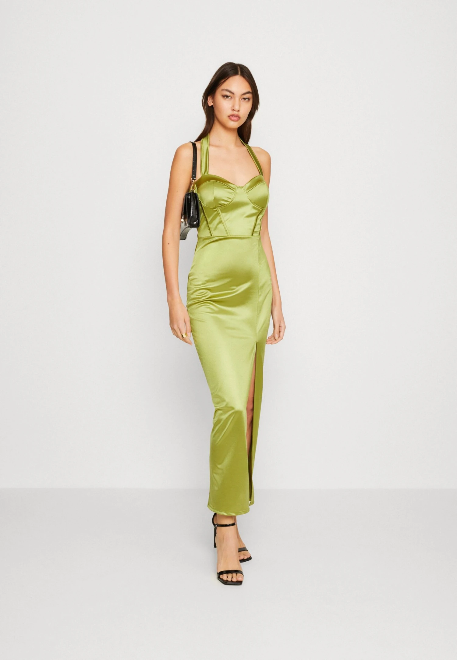 Wal G Mona Halter Neck Maxi - Robe De Cocktail - Pea Green 4 Wal G Mona Halter Neck Maxi - Robe De Cocktail - Pea Green – Image 2