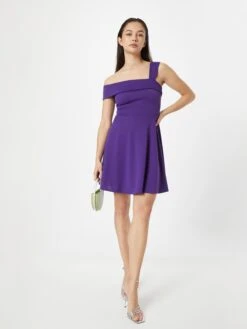 Wal G Robes De Cocktail Robe De Cocktail NOELLE Femme Prune -Wal G 1488d31fad352ba62e93b31fa405e8ff