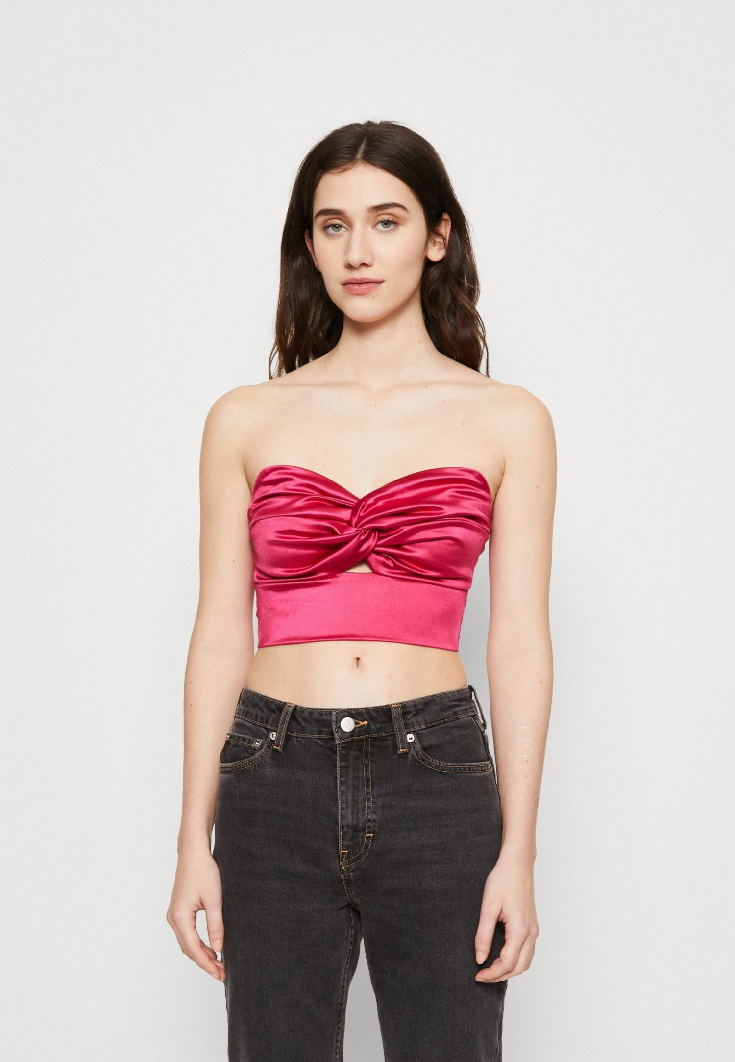 Wal G Razz Knot Crop - Débardeur - Fuchsia 3 Wal G Razz Knot Crop - Débardeur - Fuchsia