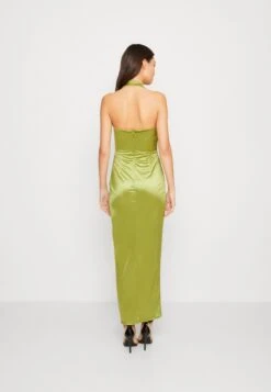 Wal G Mona Halter Neck Maxi - Robe De Cocktail - Pea Green 10 Wal G Mona Halter Neck Maxi - Robe De Cocktail - Pea Green -Wal G 21175753ca474776809ffe8b8329cc90