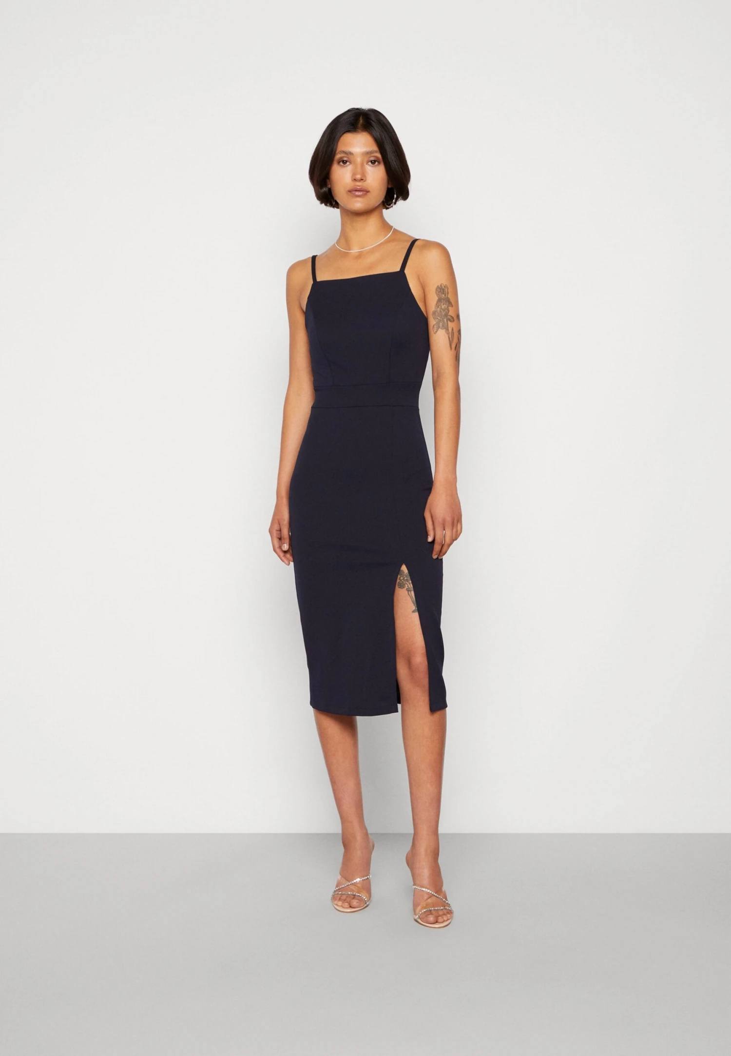 Wal G Strappy Square Neck Midi Dress - Robe Fourreau - Navy Blue 3 Wal G Strappy Square Neck Midi Dress - Robe Fourreau - Navy Blue