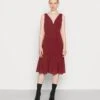 Wal G Jessie Pleat Midi Dress - Robe De Soirée - Wine -Wal G 324e2740ace7402a89a9254647b29600