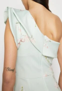 Wal G Wedding Tall Turn Heads Print Maxi - Robe De Cocktail - Sage Green -Wal G 3b5dea3f168b42a6b7c9621ff53cf4e2