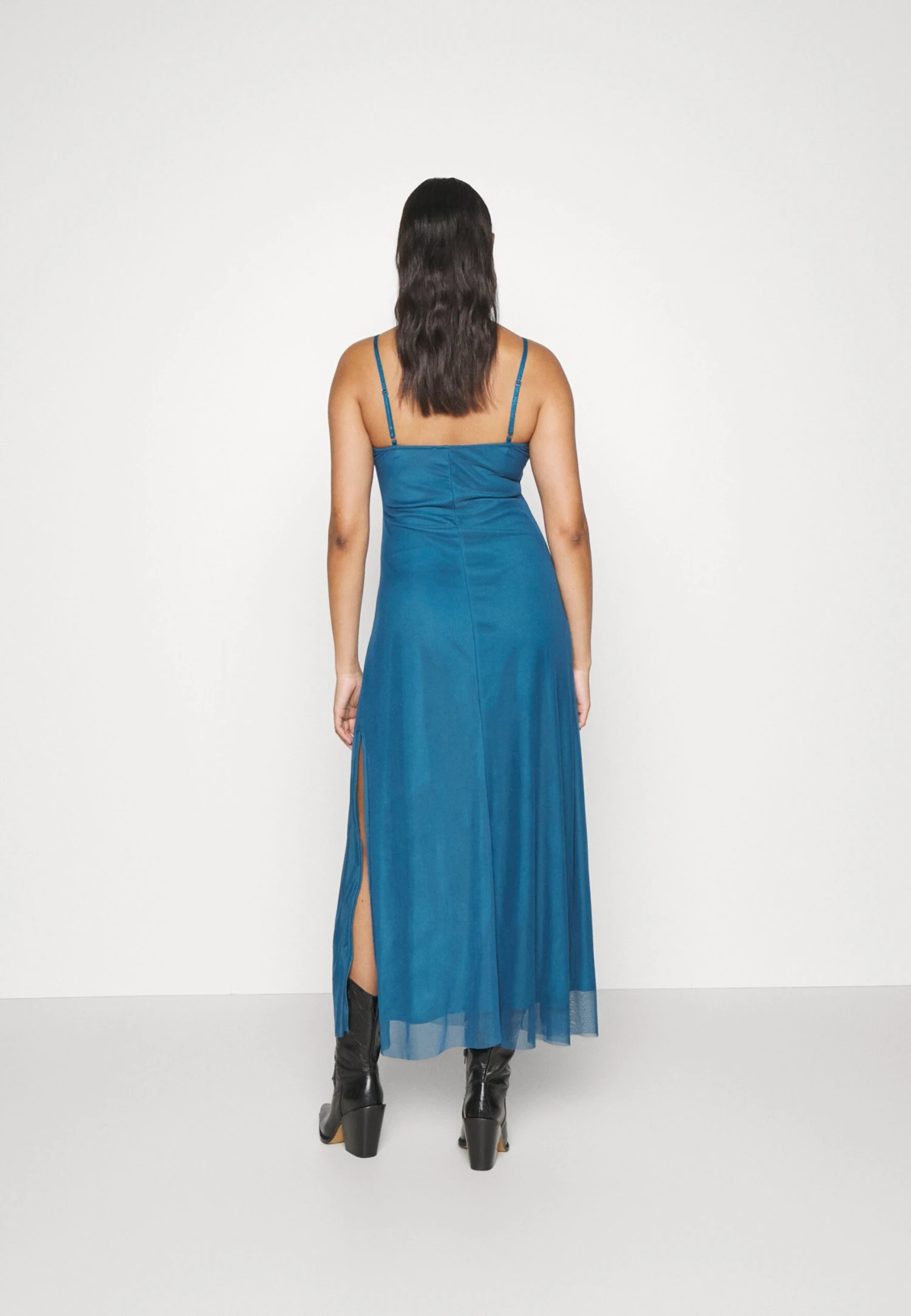 Wal G Sandy - Robe Longue - Dark Teal Blue 7 Wal G Sandy - Robe Longue - Dark Teal Blue – Image 5