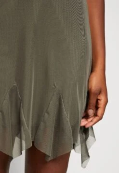 Wal G Dan Mini - Robe De Jour - Khaki Green -Wal G 3e8d67d0109149d6beb0b358a804c324
