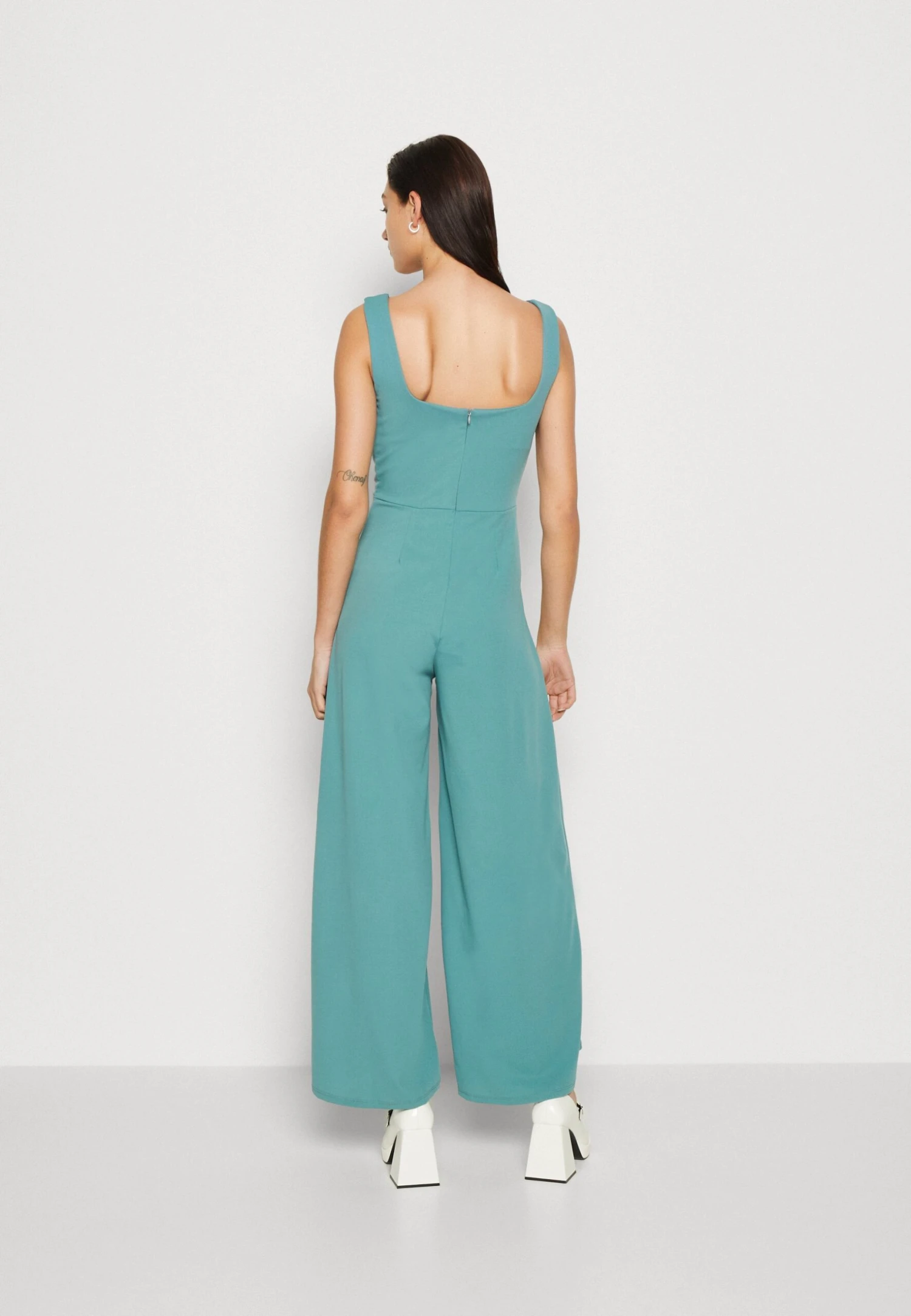 Wal G Rian Wide Leg Pleat - Combinaison - Sage Green 5 Wal G Rian Wide Leg Pleat - Combinaison - Sage Green – Image 3