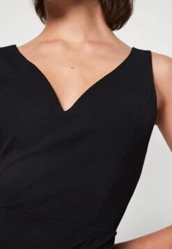 Wal G Rosie Cut Out - Robe Longue - Black -Wal G 42bf1a31374b4b03b7bb87fc388a5dc0