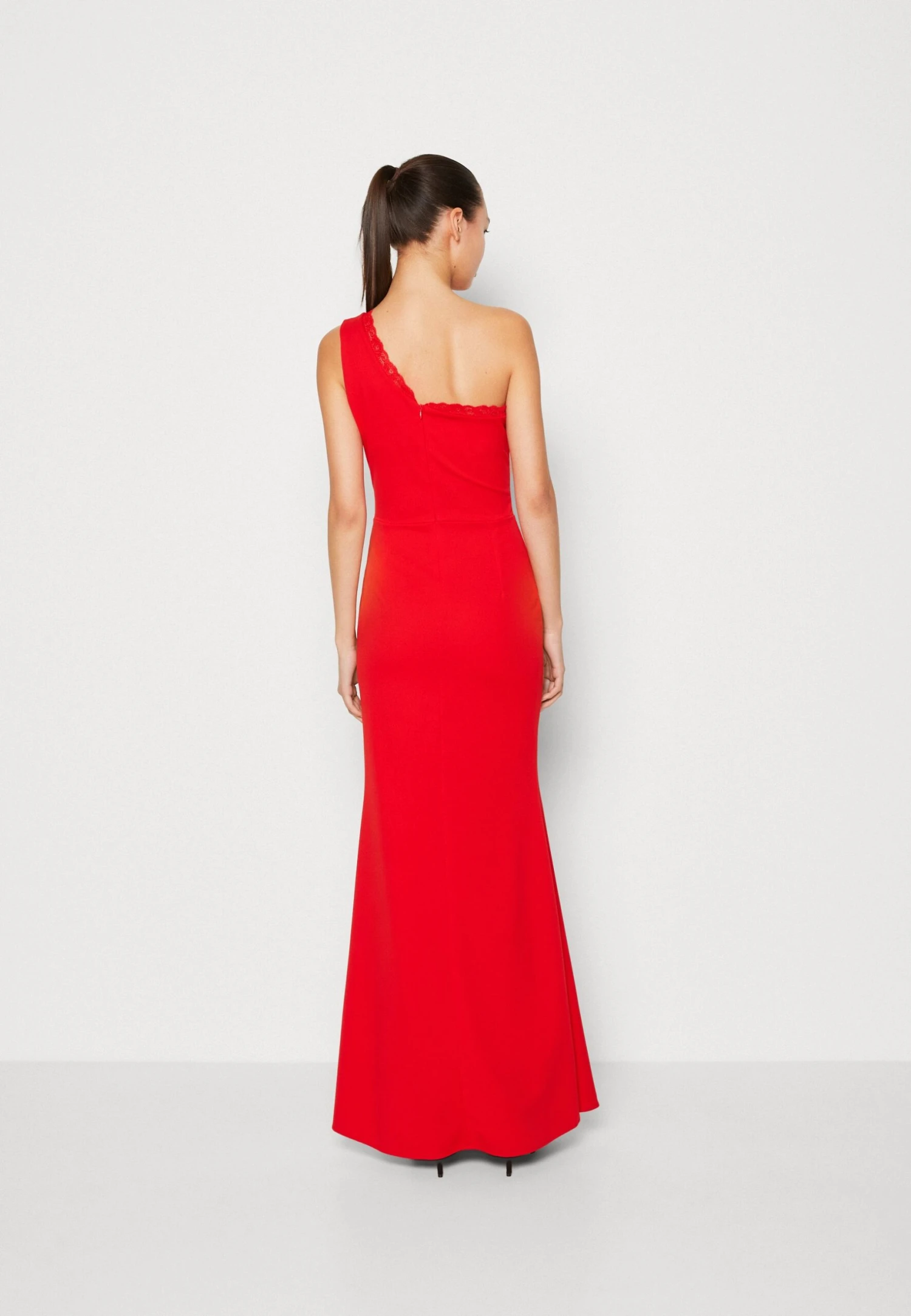 Wal G Wendy One Shoulder Maxi Dress - Robe En Jersey - Red 5 Wal G Wendy One Shoulder Maxi Dress - Robe En Jersey - Red – Image 3
