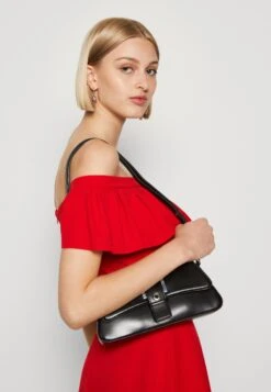 Wal G Alexa Ruffle Skater - Robe En Jersey - Red -Wal G 43fbfdda555c4f02af7c3407ad786dff