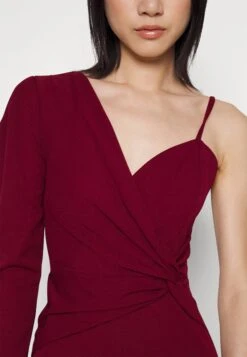 Wal G Ciaramin One Sleeve Jumpsuit - Combinaison - Berry Wine -Wal G 4639db4e105948ef9edc3a4117e9f93c