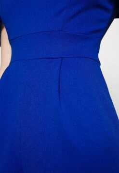 Wal G Liyavi Cape Sleeve - Combinaison - Electric Blue -Wal G 4644859a370b41c1acd8282387ea2a8e