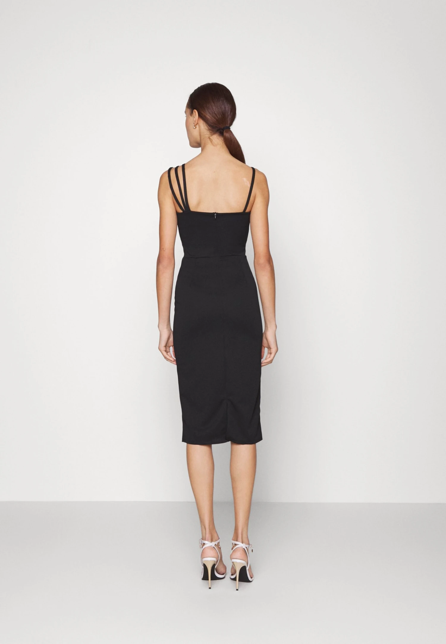 Wal G Jonny Cut Out Midi Dress - Robe De Soirée - Black 5 Wal G Jonny Cut Out Midi Dress - Robe De Soirée - Black – Image 3