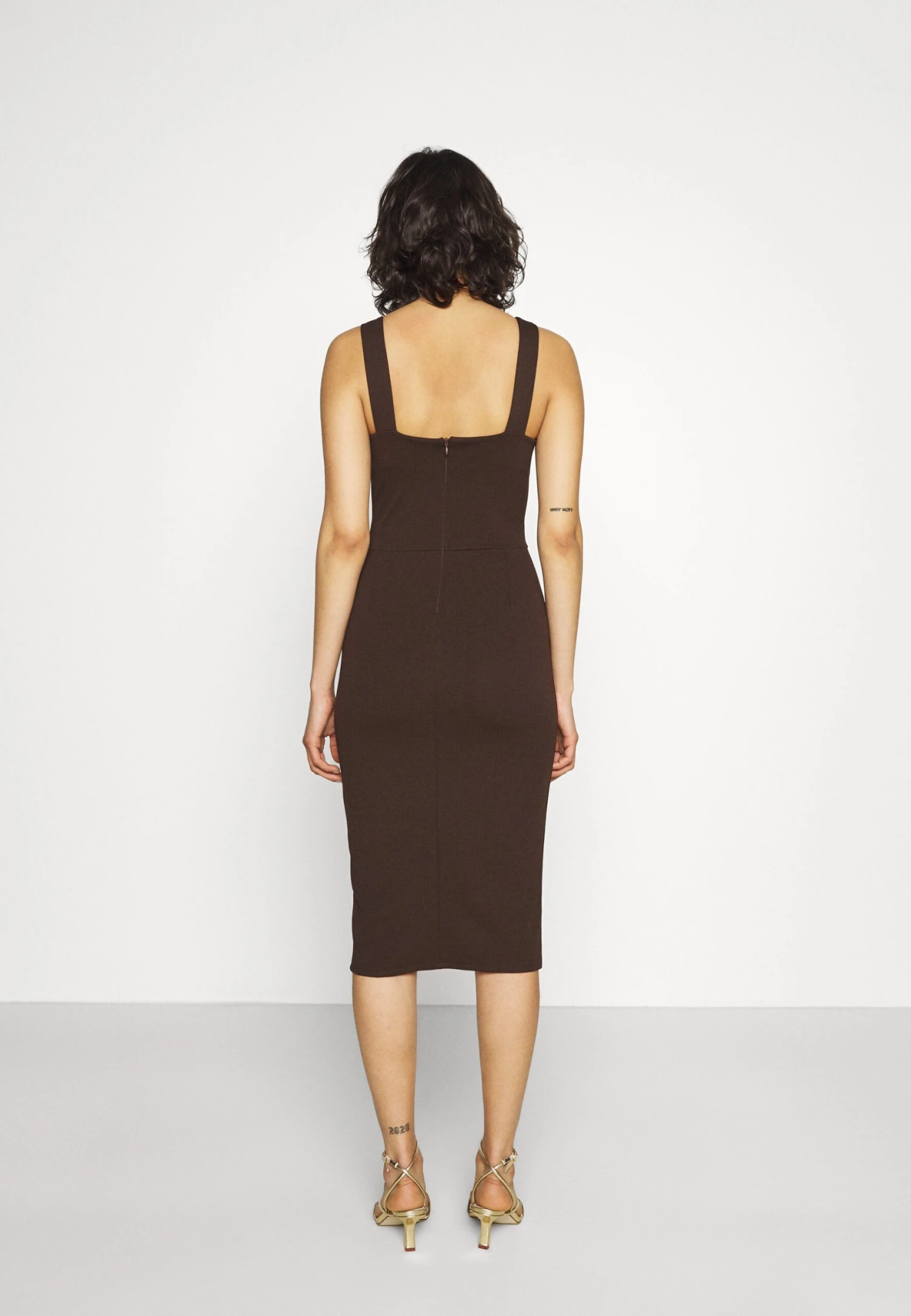 Wal G V Neck Plunge Midi Dress - Robe En Jersey - Dark Brown 5 Wal G V Neck Plunge Midi Dress - Robe En Jersey - Dark Brown – Image 3