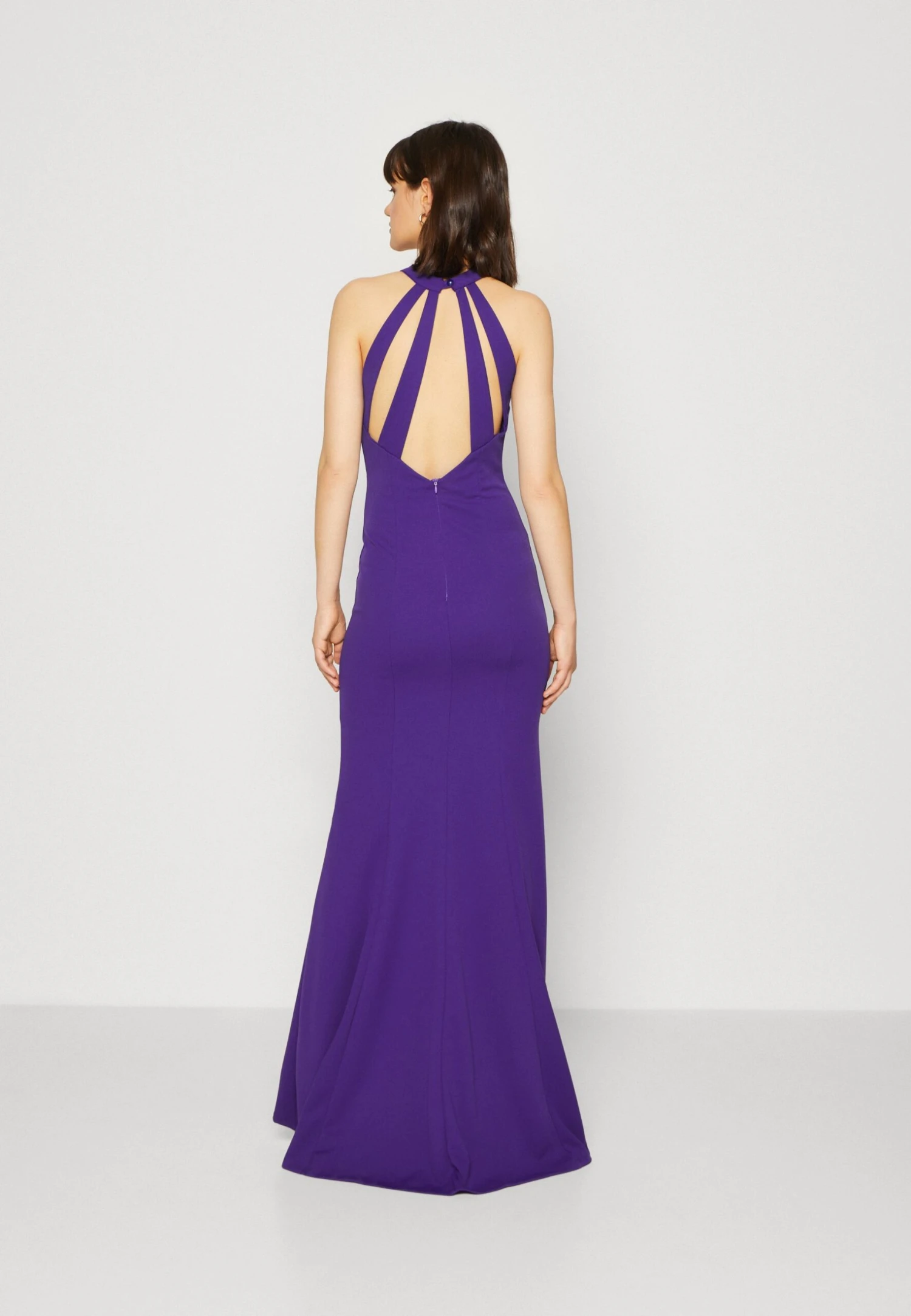 Wal G Infinity Back Cut Out Maxi Dress - Robe De Cocktail - Purple 5 Wal G Infinity Back Cut Out Maxi Dress - Robe De Cocktail - Purple – Image 3