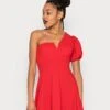 Wal G Zalora One Sleeve Skater Dress - Robe En Jersey - Red -Wal G 67b2892132864364938f6ea61b0c6179