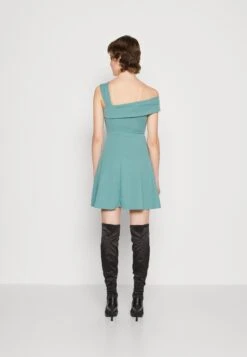 Wal G Noelle Off The Shoulder Skater - Robe En Jersey - Sage Green -Wal G 6a3acf2444b3443baa33e42e220de42f