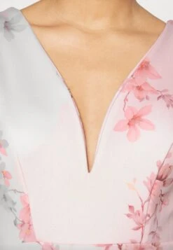 Wal G Wedding Jamie Flare Sleeve Midi - Robe Fourreau - Pink -Wal G 6e55c7ccbc3f4464afcfeef8cb192e50