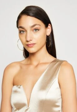 Wal G Evalina One Sleeve Maxi - Robe De Cocktail - Champagne -Wal G 74a6dde286394af28f5dcc184f00701a