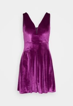 Wal G V Neck Skater - Robe De Soirée - Purple -Wal G 7915a64057474f1fb1bb294118eaac55