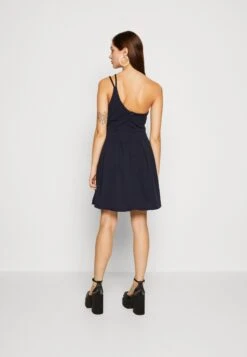 Wal G Reily Strap Skater - Robe En Jersey - Navy Blue -Wal G 7ae047583bf94d91b5cbb7451be7f70a