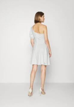 Wal G Zalora One Sleeve Skater Dress - Robe En Jersey - White -Wal G 8482bc6b7d0e4638beb546eab90fa31f