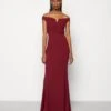 Wal G Kai Off The Shoulder Maxi Dress - Robe De Cocktail - Berry Wine
