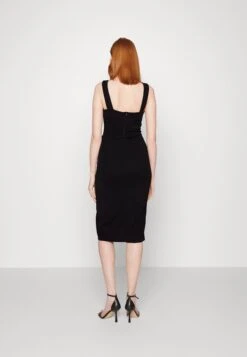 Wal G Embroidered V Neck Rose Midi - Robe De Soirée - Black Floral -Wal G 8d9dc6f9aeee4395ba69cbbf1fe9397e