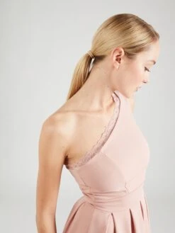 Wal G Robes De Cocktail Robe De Cocktail VANYA Femme Poudre -Wal G 93ce7a90b0b1526c2ee3c34fc4017393