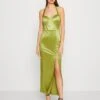 Wal G Mona Halter Neck Maxi - Robe De Cocktail - Pea Green 1 Wal G Mona Halter Neck Maxi - Robe De Cocktail - Pea Green -Wal G 9459ca4e689b463387a419a5047c8a3a
