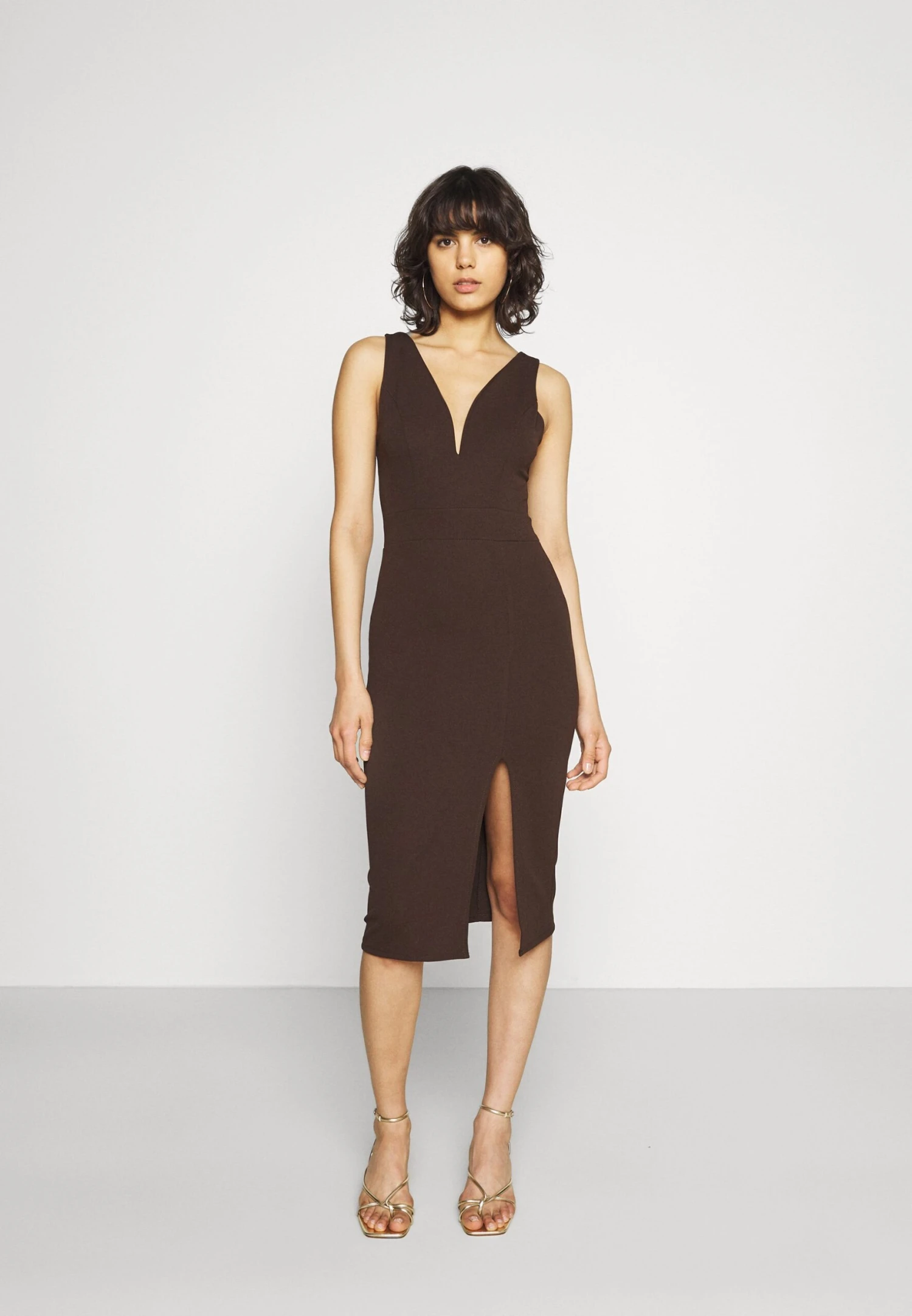 Wal G V Neck Plunge Midi Dress - Robe En Jersey - Dark Brown 4 Wal G V Neck Plunge Midi Dress - Robe En Jersey - Dark Brown – Image 2