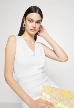 Marietta V Neck Maxi Dress - Robe En Jersey - White -Wal G 9e301e351f4e4a64a8eeda31095d3a0d