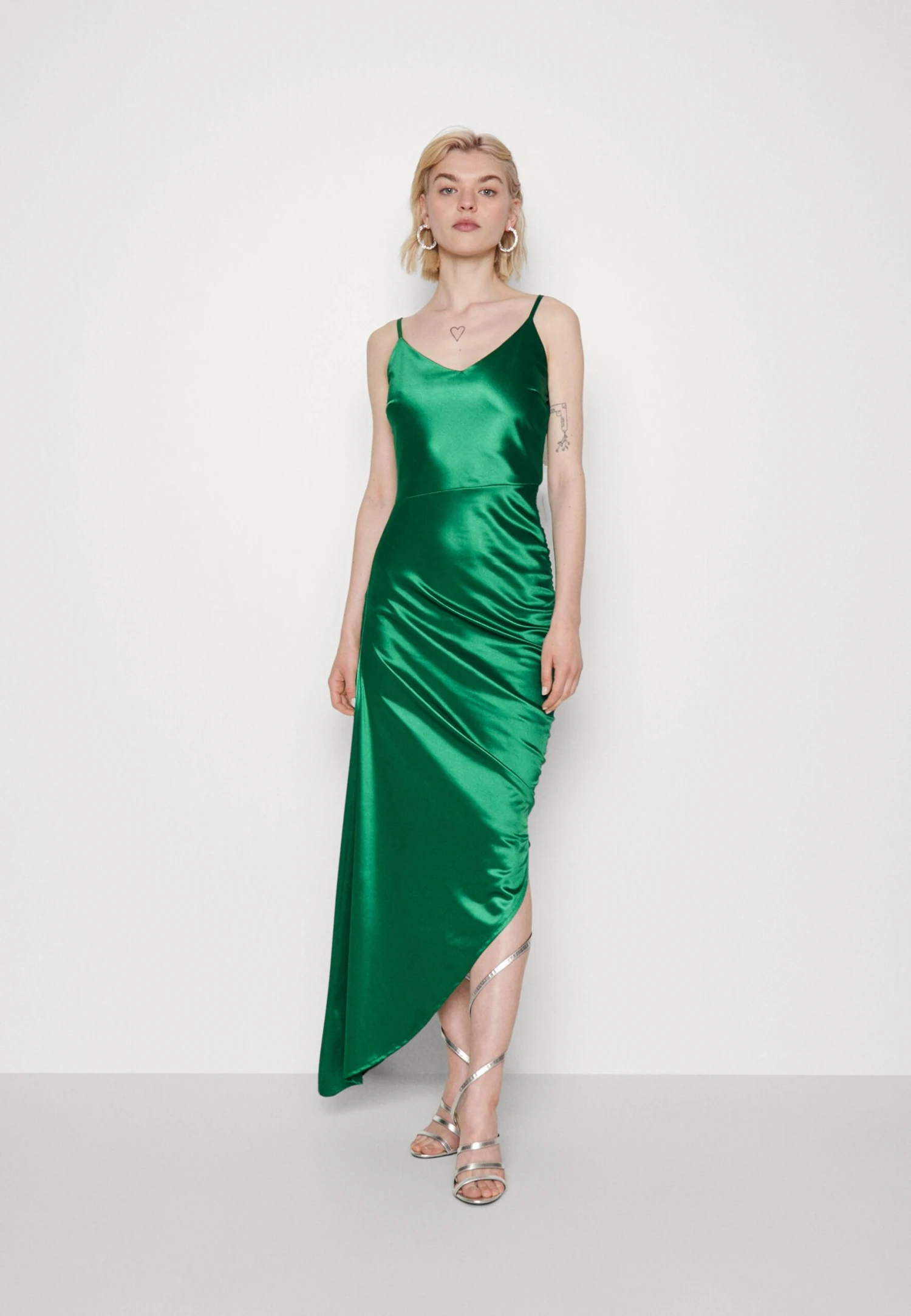 Wal G Strappy Maxi Dress - Robe De Soirée - Leaf Green 3 Wal G Strappy Maxi Dress - Robe De Soirée - Leaf Green