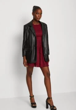 Wal G Leona Skater Dress - Robe De Soirée - Wine -Wal G baf485ade9e54c83bd8a88f962a02876