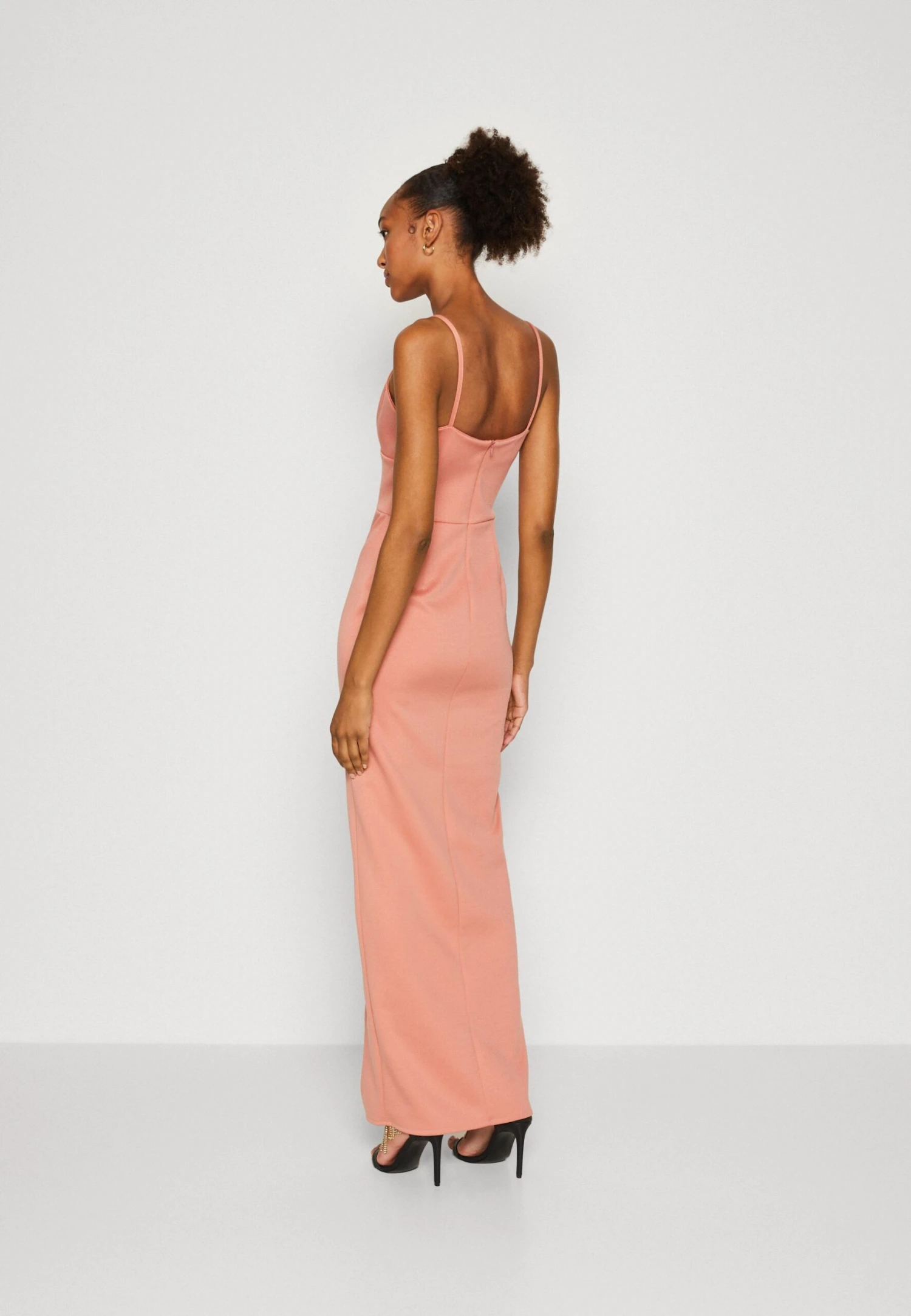 Wal G Robe De Cocktail - Dusty Pink 5 Wal G Robe De Cocktail - Dusty Pink – Image 3