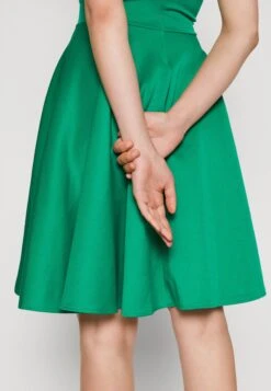 Wal G Gigi Midi Skater - Robe En Jersey - Leaf Green -Wal G bd4d83b5db5e4b77a6ad293fdde54967