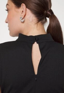 Bambinaroll Neck Midi Dress - Robe En Jersey - Black -Wal G bd909da1721e4a49b3e8c8a377461daf