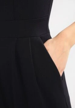 Wal G V Neck - Combinaison - Black 14 Wal G V Neck - Combinaison - Black -Wal G c007deb507cb4ee6b4eac76b6643f25e