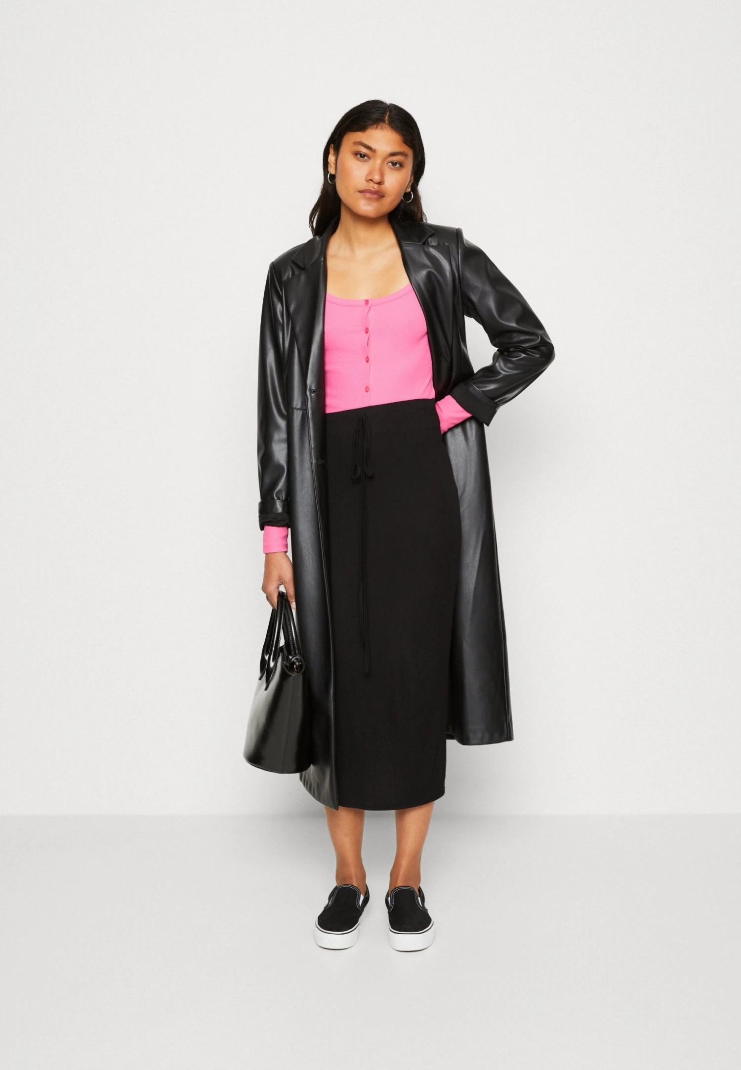 Wal G Case Wrap Midi - Jupe Crayon - Black 4 Wal G Case Wrap Midi - Jupe Crayon - Black – Image 2