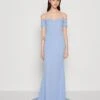 Wal G Rish Off Shoulder Maxi - Robe En Jersey - Powder Blue