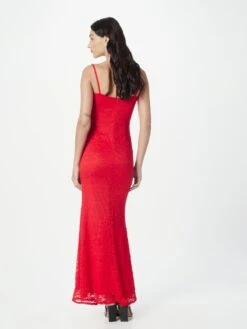 Wal G Robes De Soirée Robe De Soirée TILLY Femme Rouge -Wal G ca0e4f0b50ac4e95796377e1ade43e36