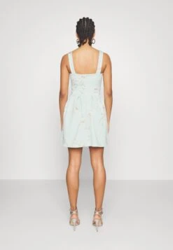 Wal G Wedding - Lila V Neck Print Skater - Robe De Soirée - Hellgrün, Mehrfarbig 9 Wal G Wedding - Lila V Neck Print Skater - Robe De Soirée - Hellgrün, Mehrfarbig -Wal G cbaf6f65e0c24a8b890cdf085fe79171