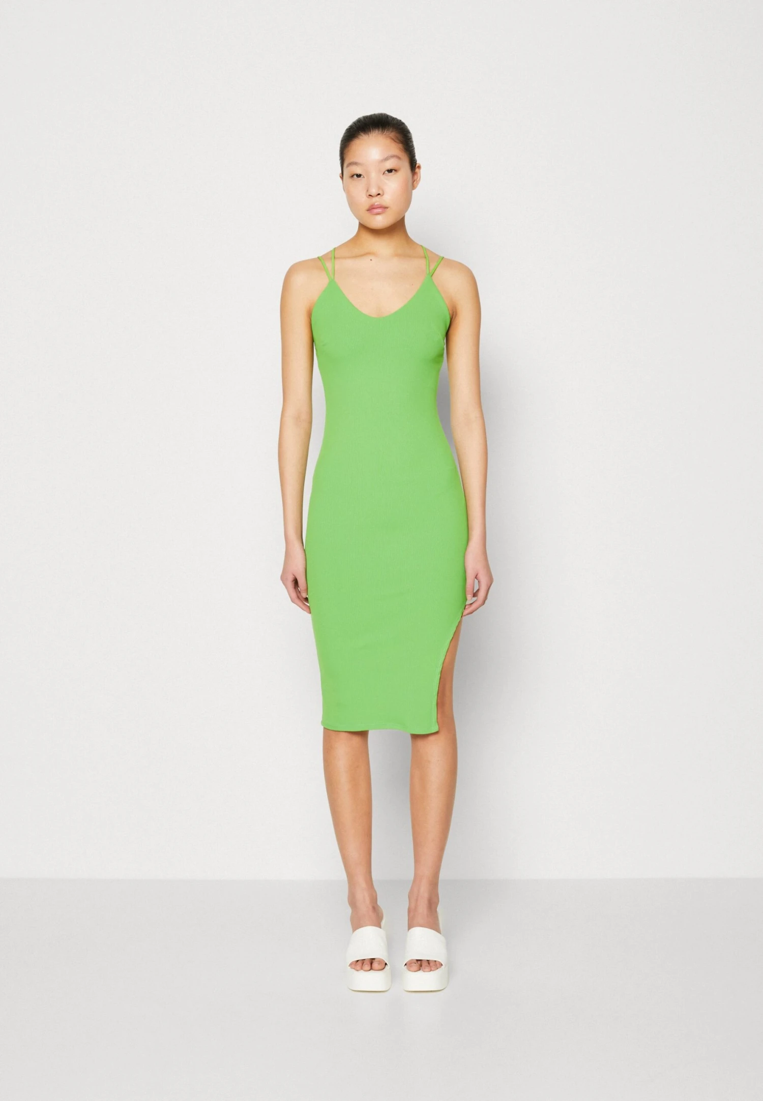 Wal G Cruise Collection Libby Strappy Midi Dress - Robe En Jersey - Leaf Green 3 Wal G Cruise Collection Libby Strappy Midi Dress - Robe En Jersey - Leaf Green